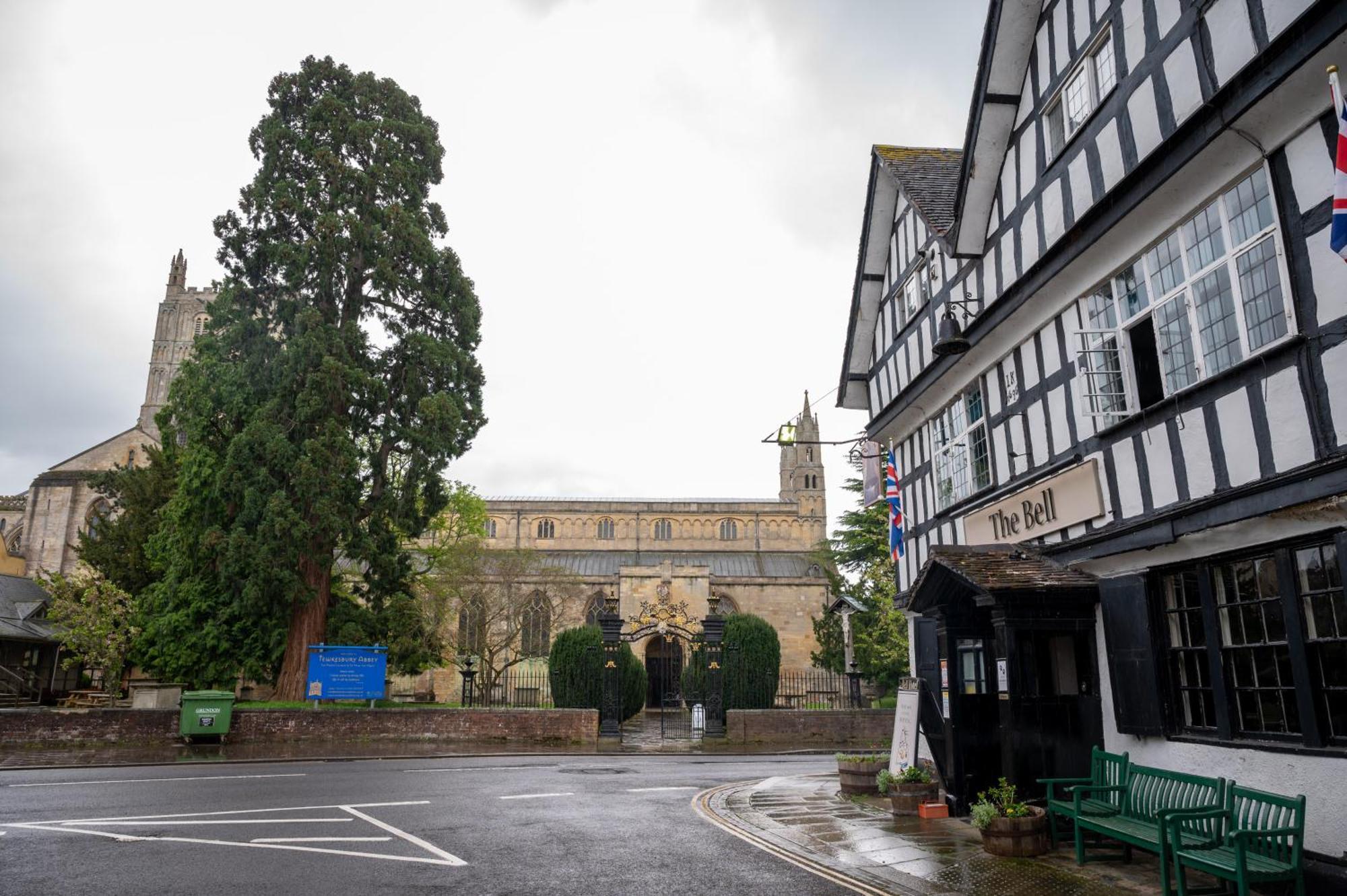 Bell Hotel By Greene King Inns Tewkesbury Exteriör bild